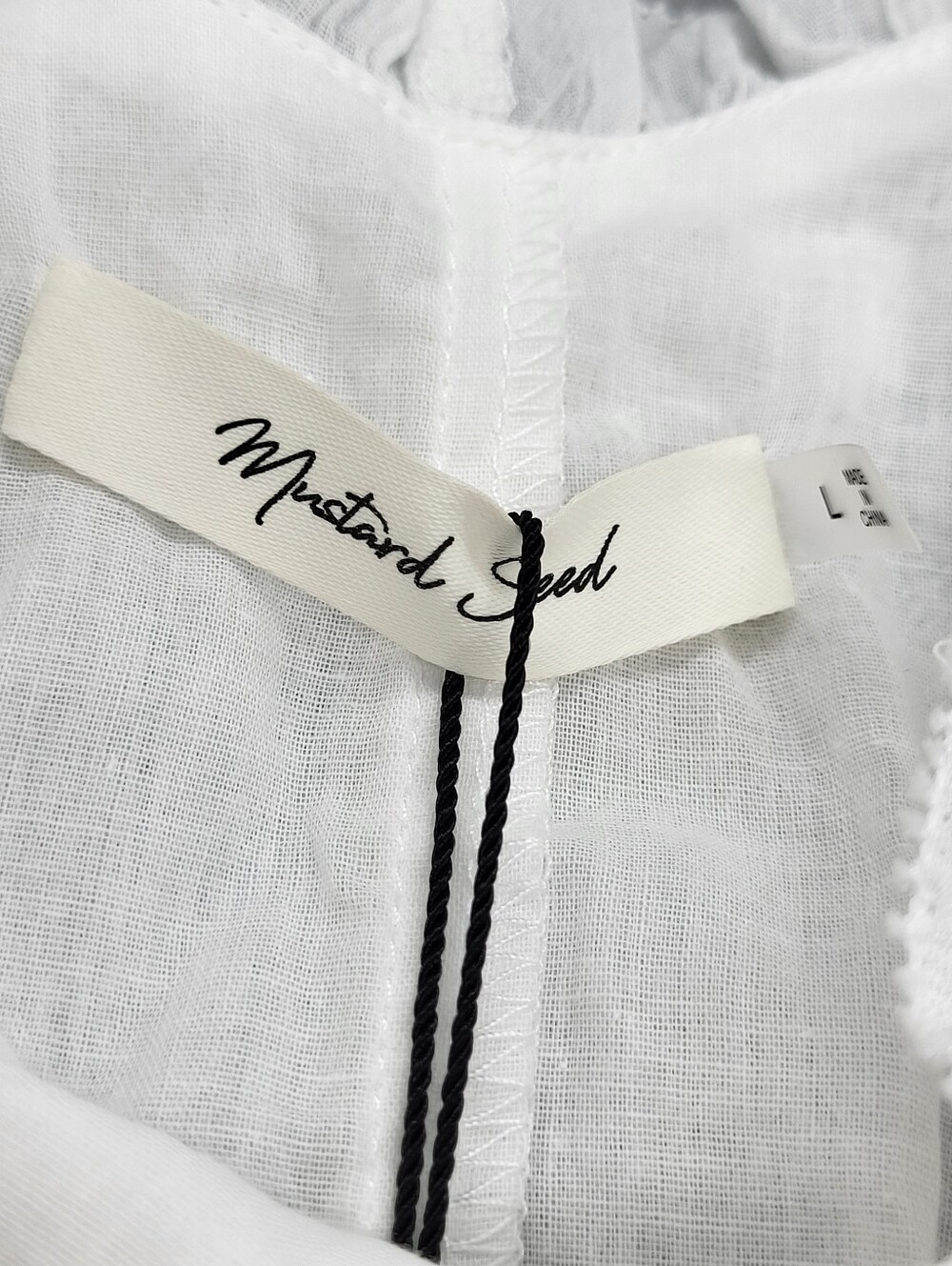 Mustard Seed Klara White V-Neck Top - Picture 6 of 9